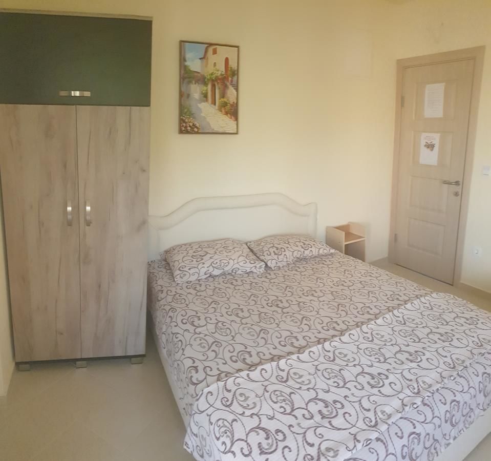 Апартаменты Apartments Pericic Сутоморе-16