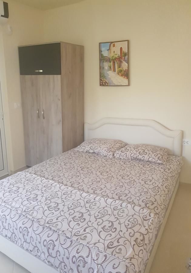 Апартаменты Apartments Pericic Сутоморе-6