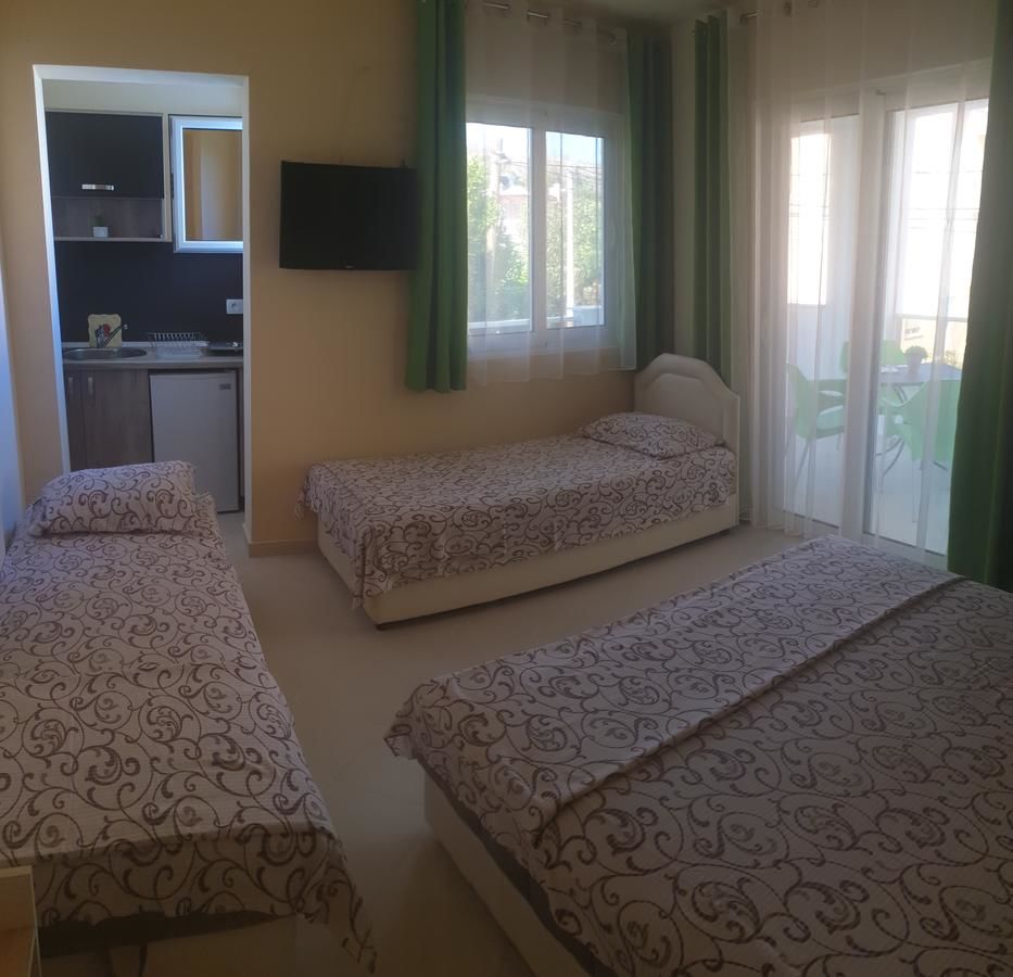 Апартаменты Apartments Pericic Сутоморе-7