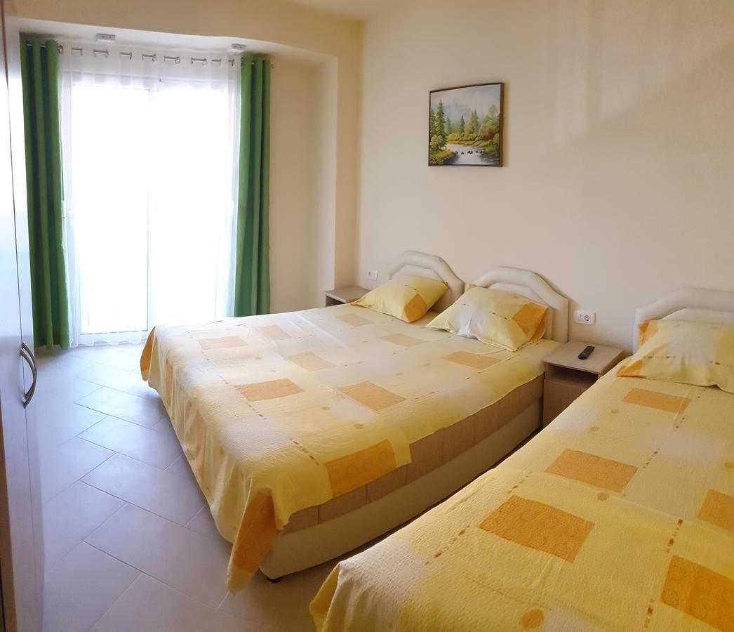 Апартаменты Apartments Pericic Сутоморе-48