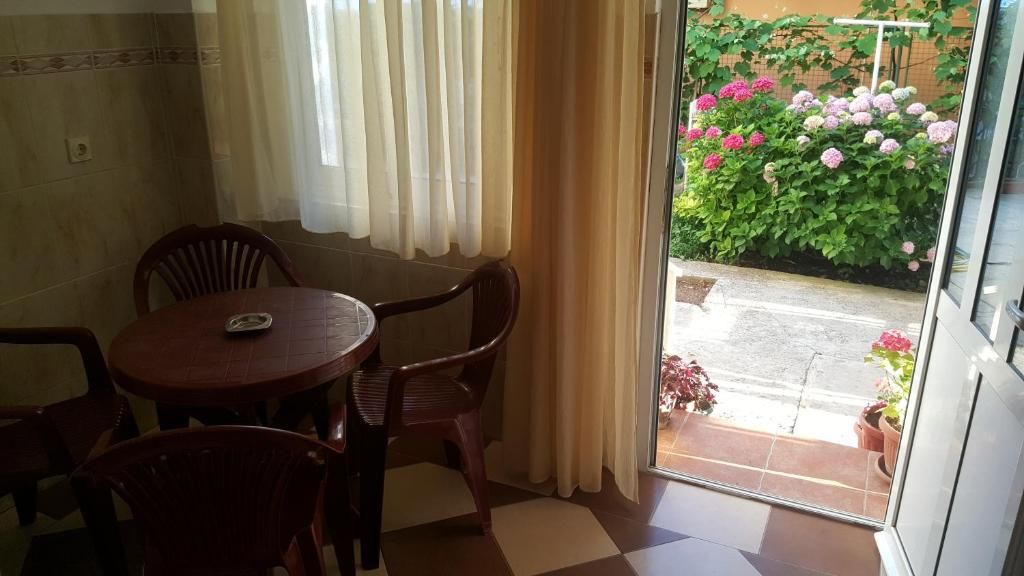 Апартаменты Apartments Pericic Сутоморе-51