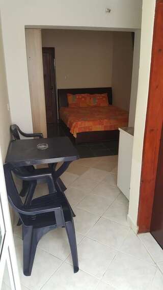 Апартаменты Apartments Pericic Сутоморе Апартаменты-студио-5