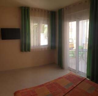 Апартаменты Apartments Pericic Сутоморе Апартаменты-студио-5